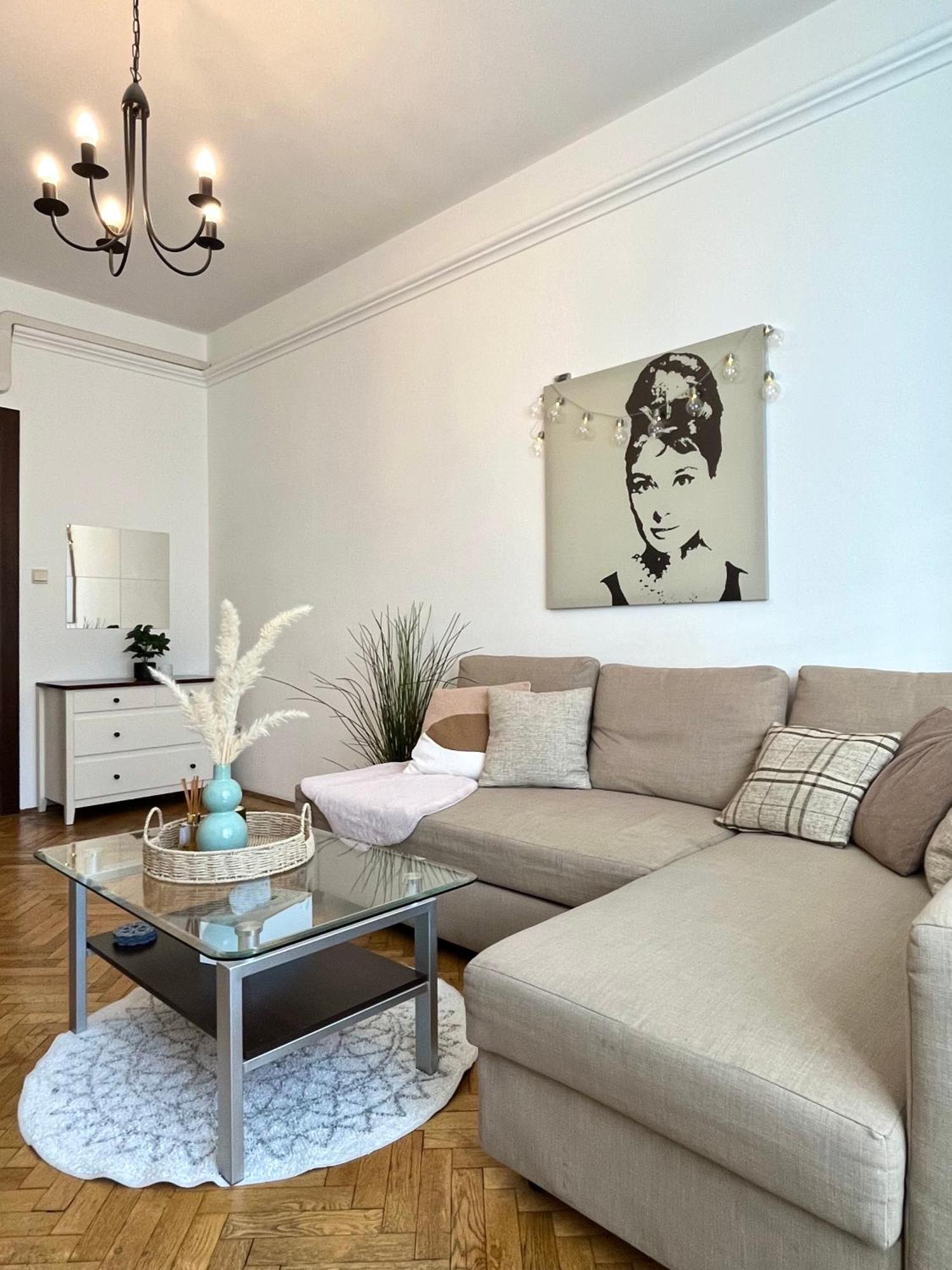 ברטיסלאבה Audrey Hepburn Apartment Old Town Air Conditioned מראה חיצוני תמונה