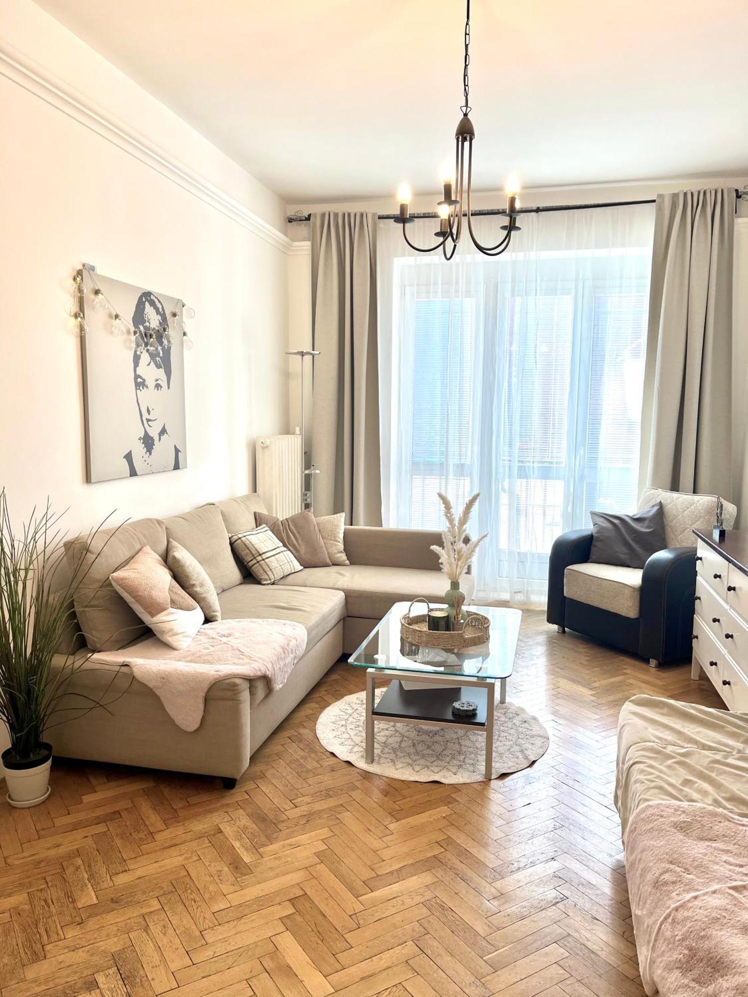 ברטיסלאבה Audrey Hepburn Apartment Old Town Air Conditioned מראה חיצוני תמונה